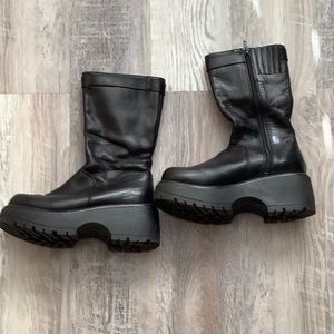 Skechers Zip Up Boots - Size 6-1/2 - Black